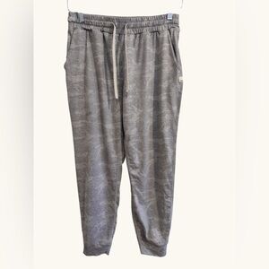 Vuori Gray Camo Joggers, Size Medium